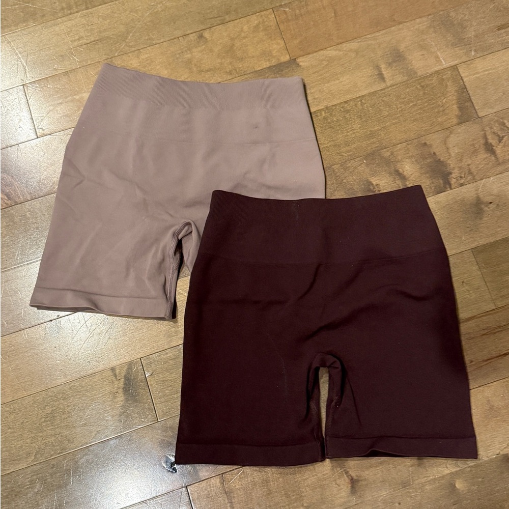 Aurola Workout Shorts